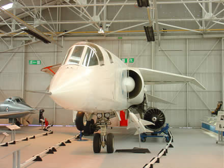 The front of TSR-2 XR220.jpg (24 KB)